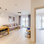 Sunset Iii, Nadmorska 100a Apartment *