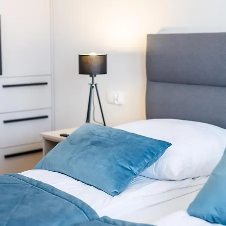 Sunset Iii, Nadmorska 100a 格里兹鲍