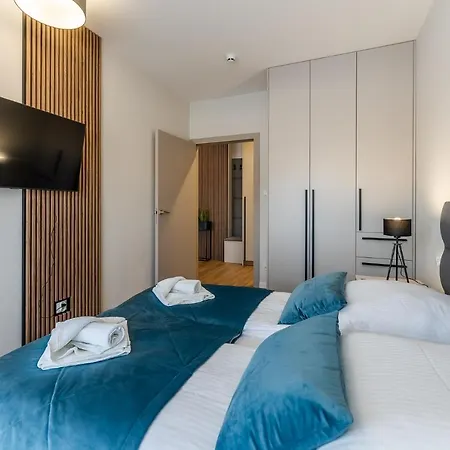 Sunset Iii, Nadmorska 100a 格里兹鲍