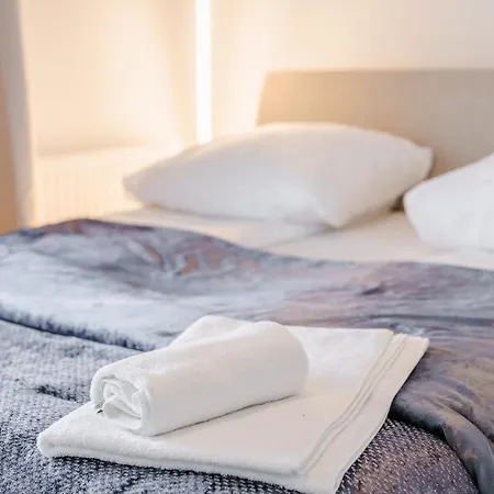 Sunset Iii, Nadmorska 100a 格里兹鲍