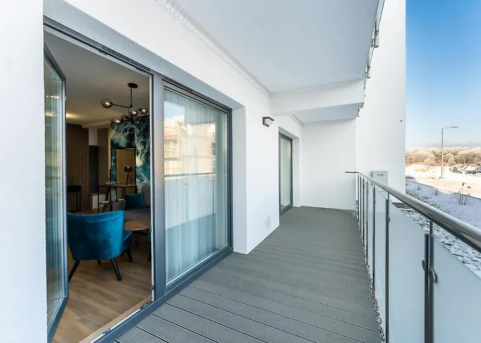 Sunset Iii, Nadmorska 100a