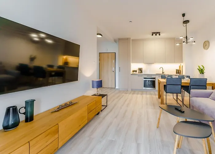 Sunset Iii, Nadmorska 100a