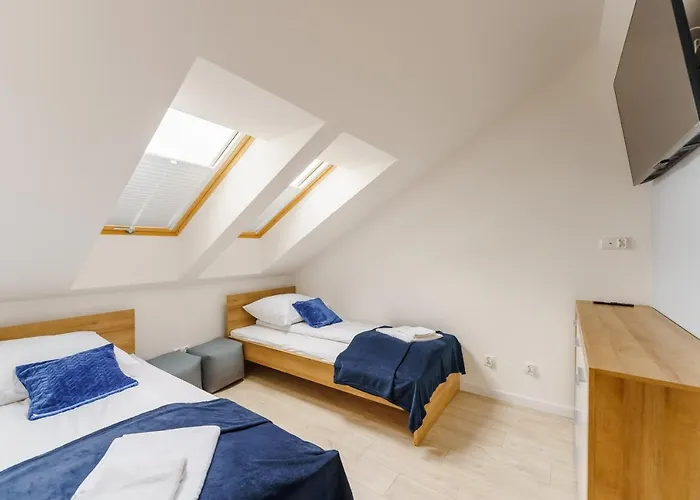 Sunset Iii, Nadmorska 100a *