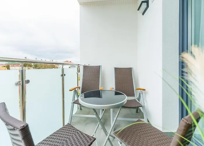 Sunset Iii, Nadmorska 100a *